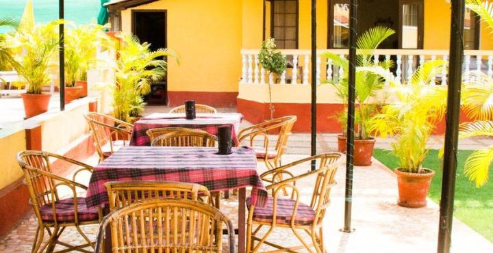 Marina Bay Beach Resort Candolim Exterior photo