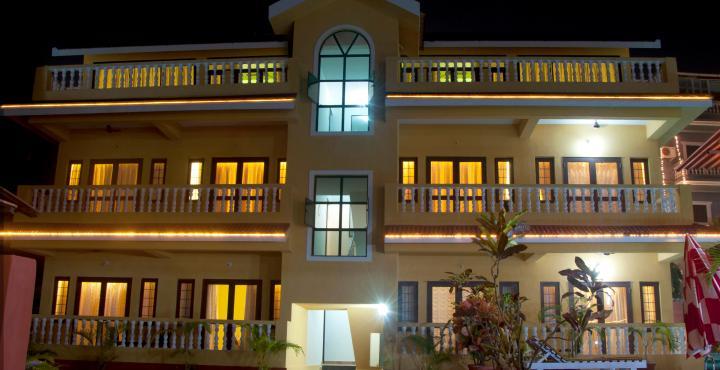 Marina Bay Beach Resort Candolim Exterior photo